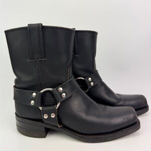 Vintage Frye Black Leather Harness Biker Ankle Boots Straps Buckles Moto Sz 8.5